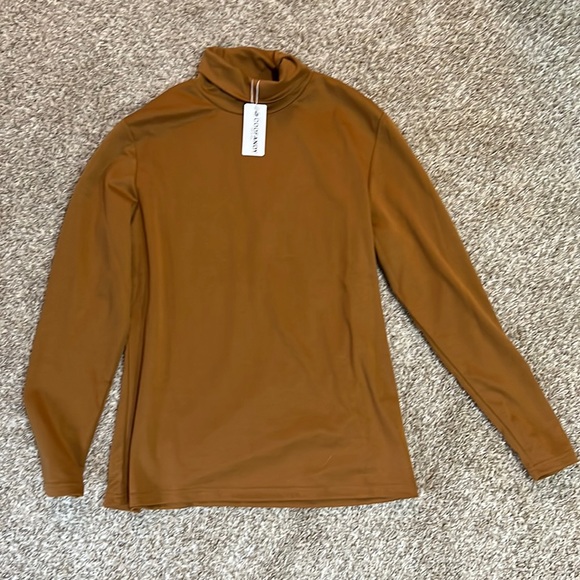 Turtleneck - Picture 1 of 1